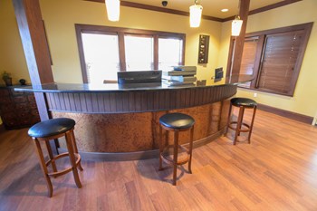 Internet Cafe - Photo Gallery 3