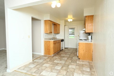 Dining Room - Kitchen