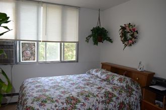 Boulevard Bedroom - Photo Gallery