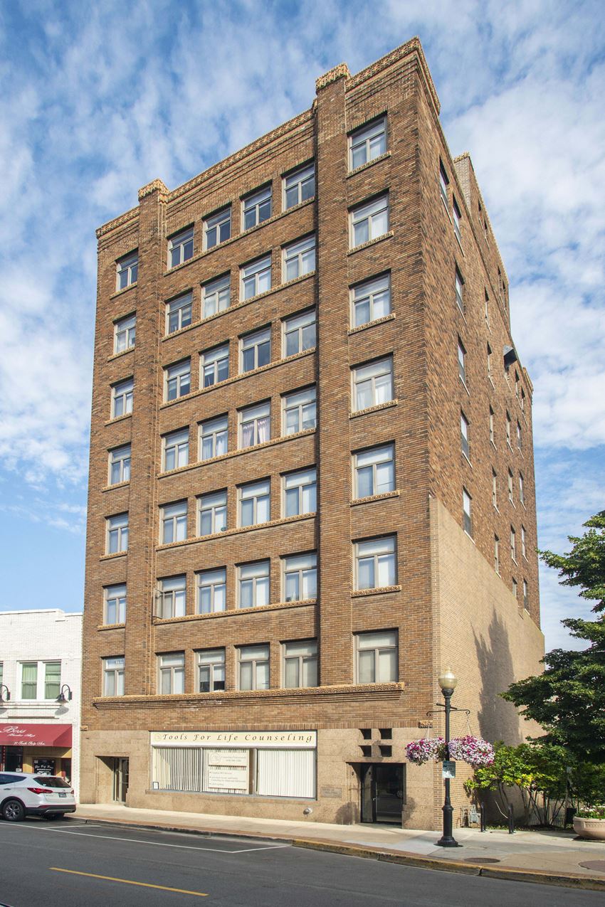 Historic Stolp Island Apartments