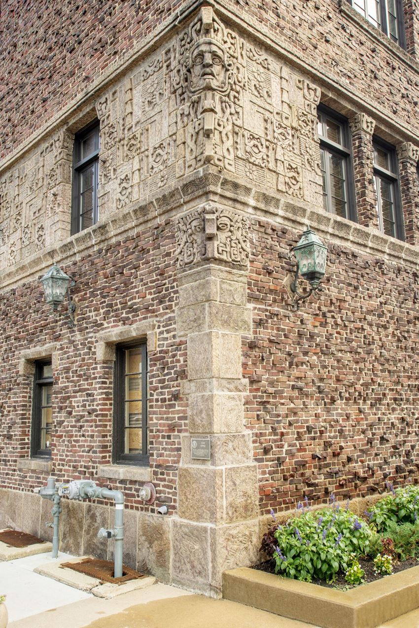 Historic Stolp Island Apartments