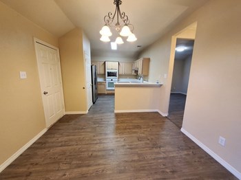 206 Rushcreek Drive 4 Beds Home, Texas for Rent - Photo Gallery 5