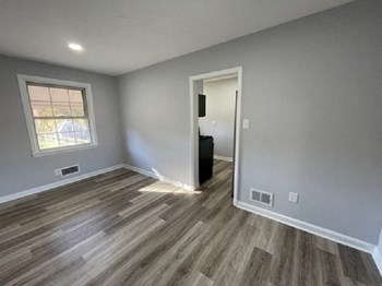 5562 Dolores Ave 3 Beds Townhouse, Affordable, Maryland for Rent - Photo Gallery 4