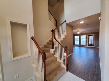 206 Rushcreek Drive 4 Beds Home, Texas for Rent - Photo Gallery 4