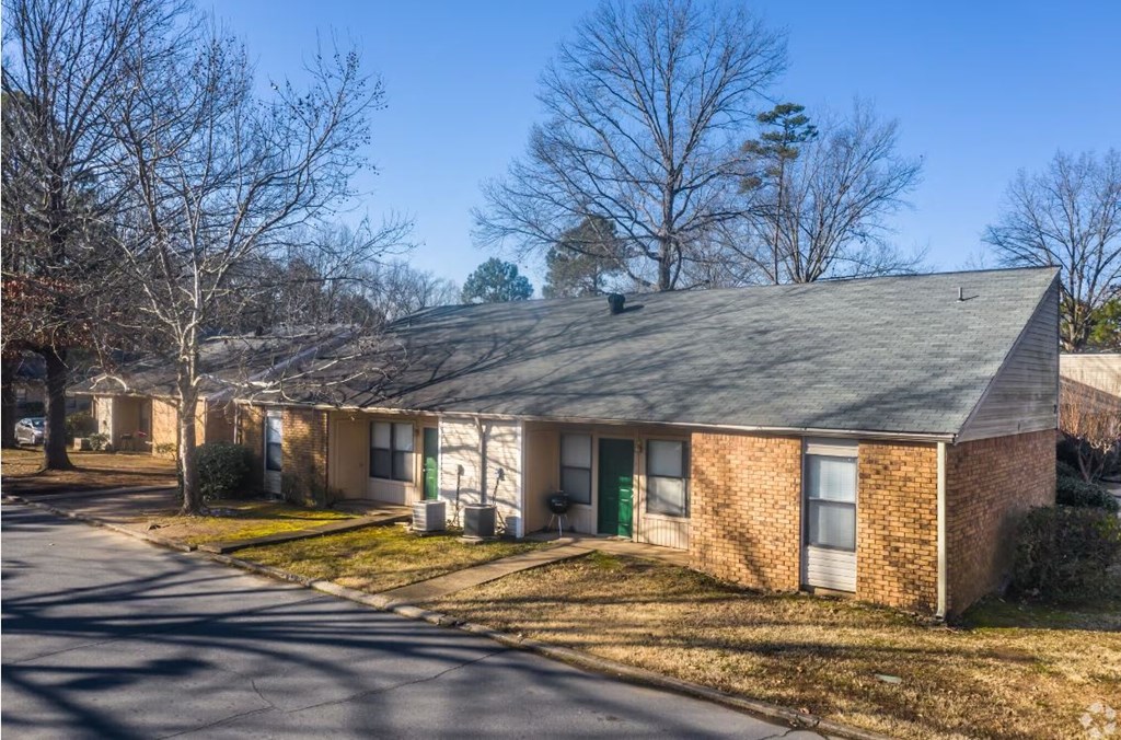 Village Green Apartments, 7601 N Chicot Rd, Little Rock, AR RentCafe
