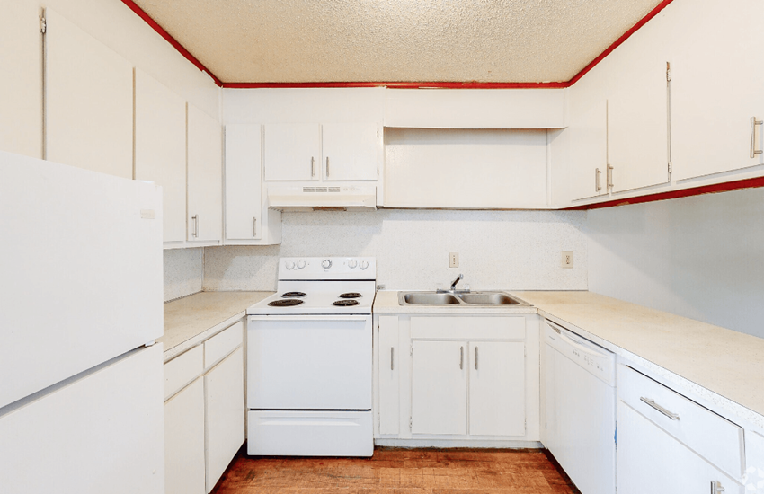 Lillian Square & Jackson Street Apartments, 7200 Lillian Hwy, Pensacola