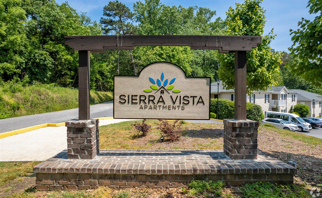 a sign that says sierra vista apartments