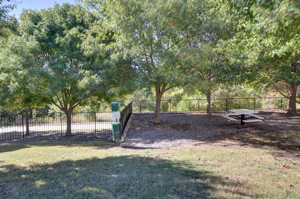 dog walking area  at Clearwater Creek, Richardson, TX, 75082