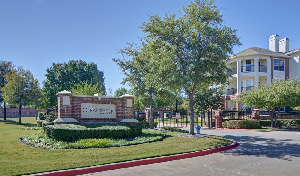 Front sign by road  at Clearwater Creek, Texas