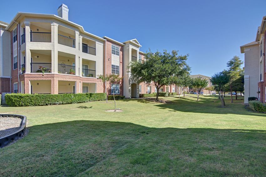 Exterior of buildings with lots of green space - Photo Gallery