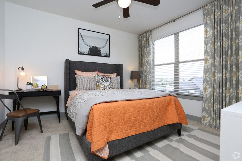 B2 model master bedroom