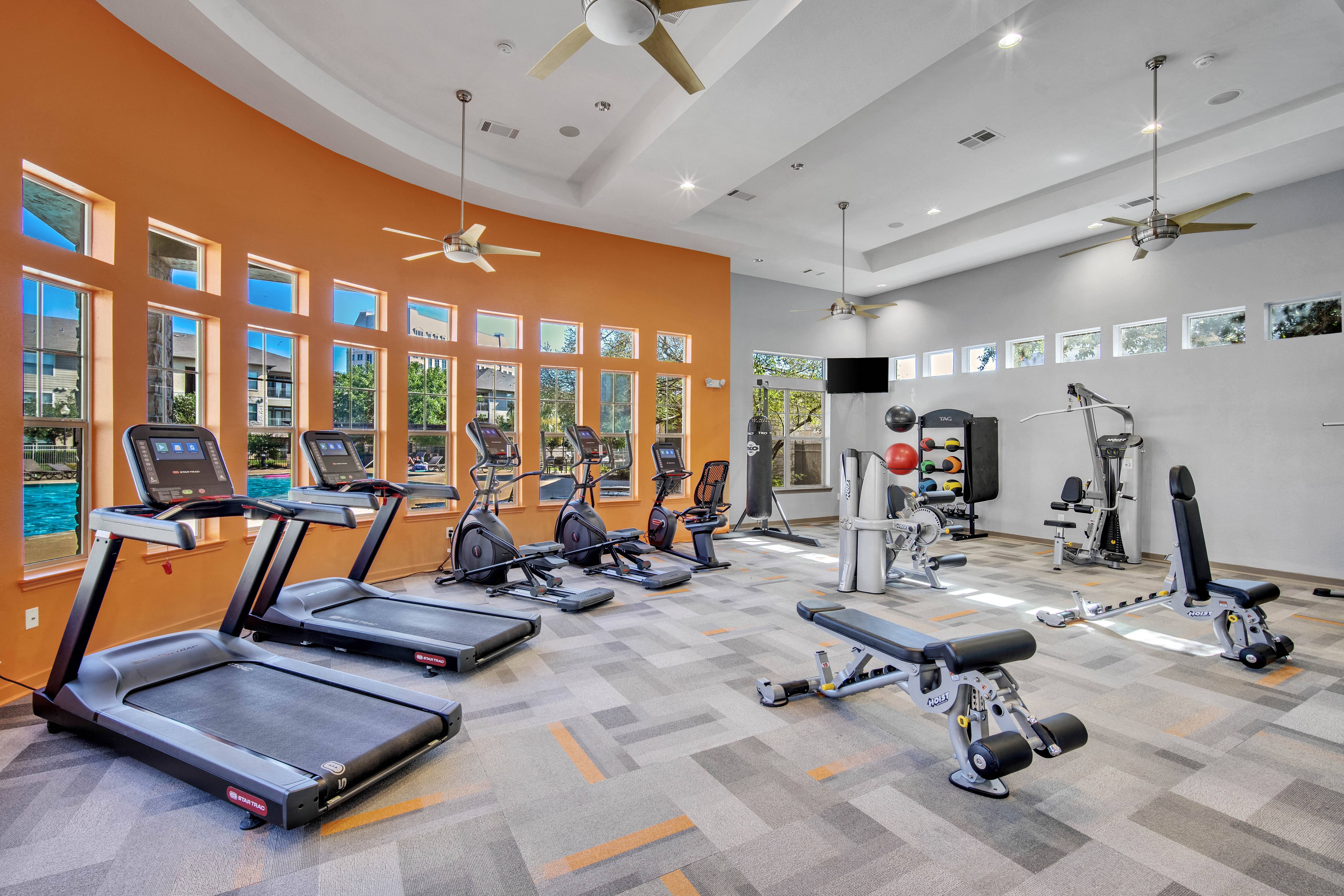 Crescent Pointe Apartments