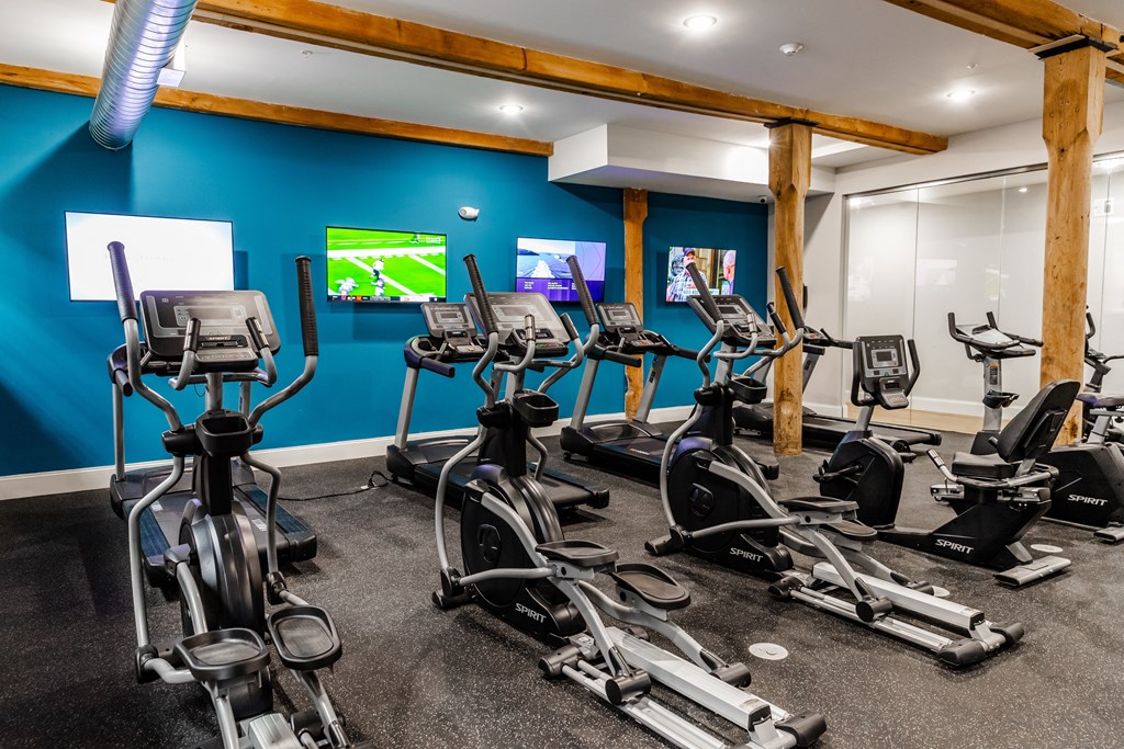 cardio equipment in the gym at toll house apartments