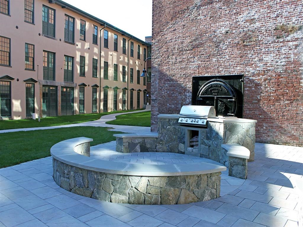 apartment for rent, Worcester, Boston, Providence, 1 bedroom, 2 bedroom, 3 bedroom, luxury apartment, pet friendly, patio