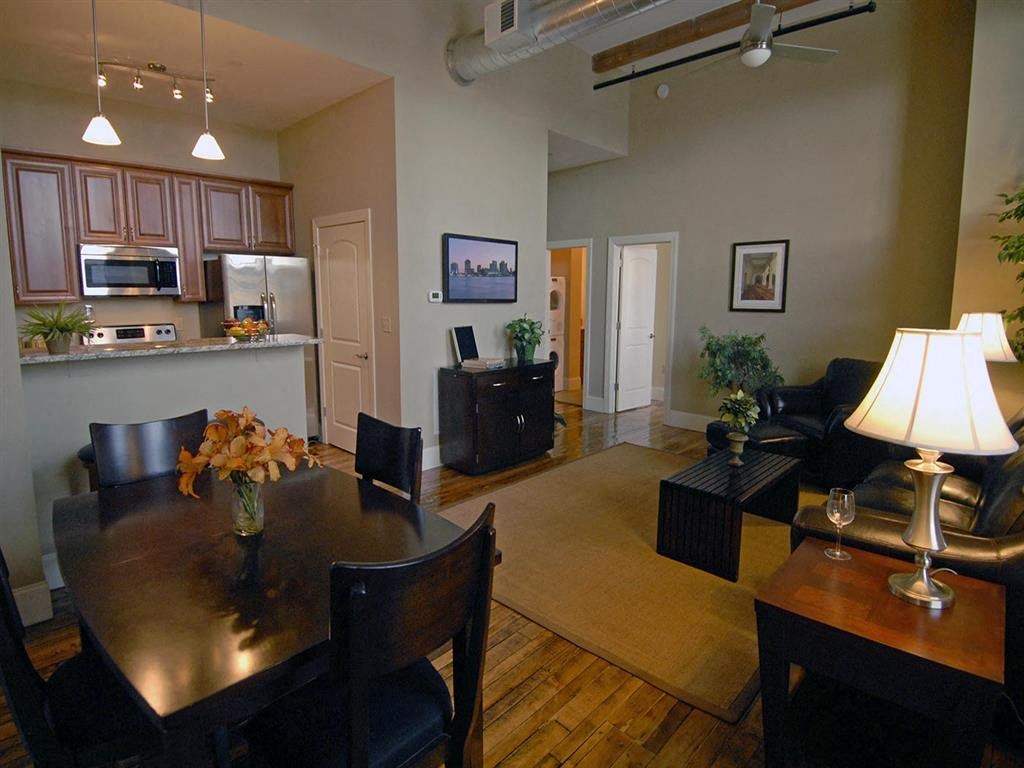 apartment for rent, Worcester, Boston, Providence, 1 bedroom, 2 bedroom, 3 bedroom, luxury apartment, pet friendly, hardwood floors, fireplace