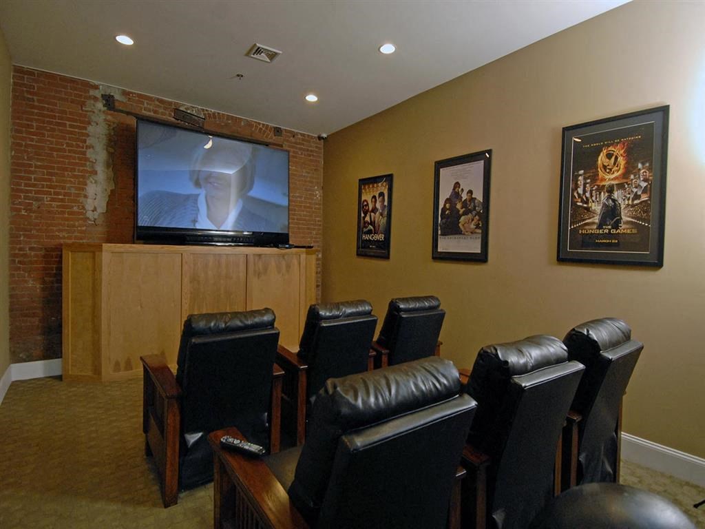 apartment for rent, Johnston, Cranston, Providence, 1 bedroom, 2 bedroom, 3 bedroom, luxury apartments, pet friendly, media room, theatre room