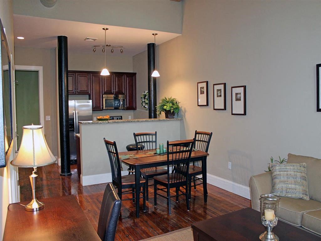 apartment for rent, Johnston, Cranston, Providence, Pawtucket, Boston, 1 bedroom, 2 bedroom, 3 bedroom, luxury apartment, pet friendly, open floorplan, gourmet kitchen, hardwood floors