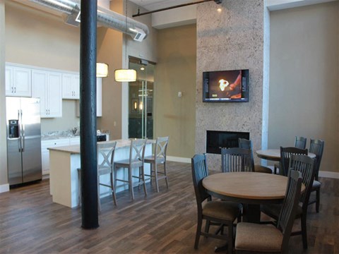 apartment for rent, Warren, Providence, Boston, 1 bedroom, 2 bedroom, 3 bedroom, luxury apartments, pet friendly, open floorplans, gourmet kitchen, hardwood floors, fireplace