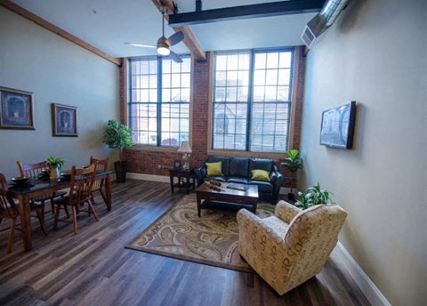 34 Franklin St Studio-4 Beds Apartment for Rent - Photo Gallery 43