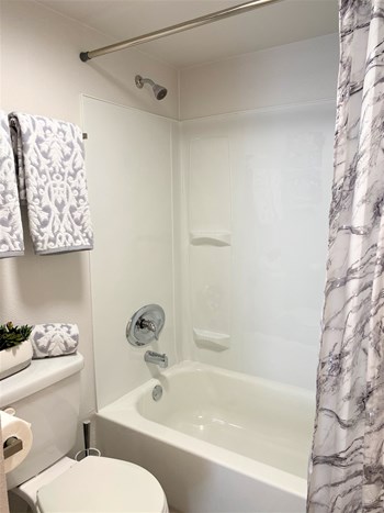 1x1 bathroom - Photo Gallery 6