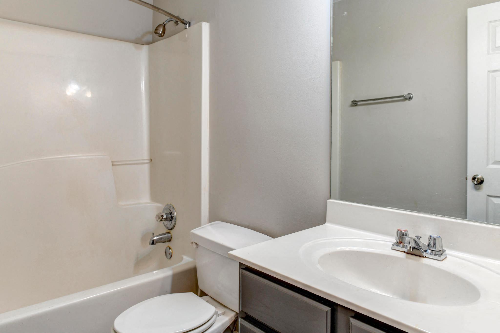 Jade North Apartments
