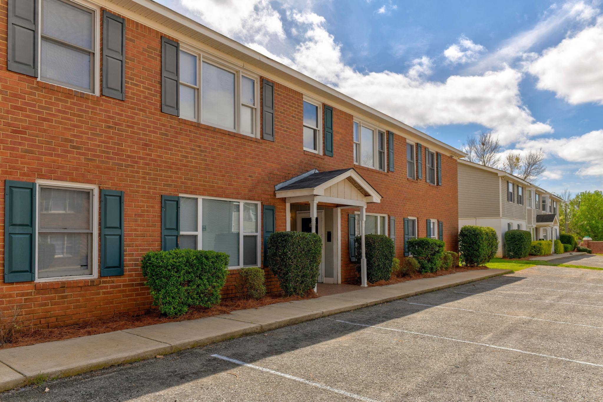 Jade North Apartments