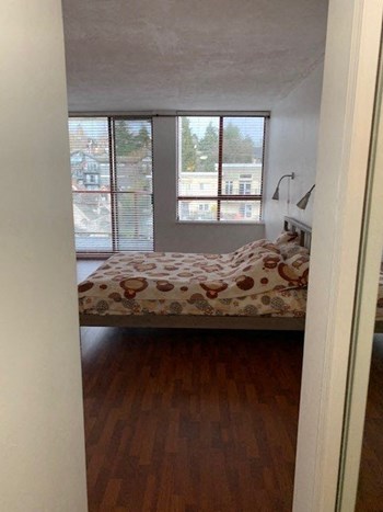 1204-220 11th Street 2 Beds Condo for Rent - Photo Gallery 17