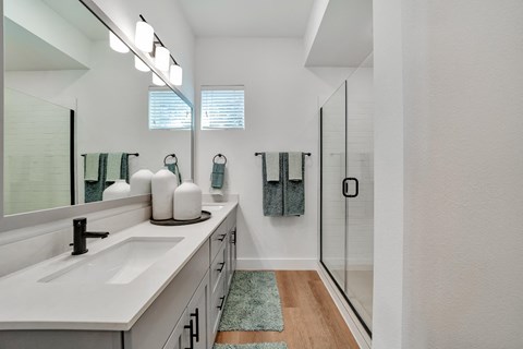 Double Vanity Main Bathroom