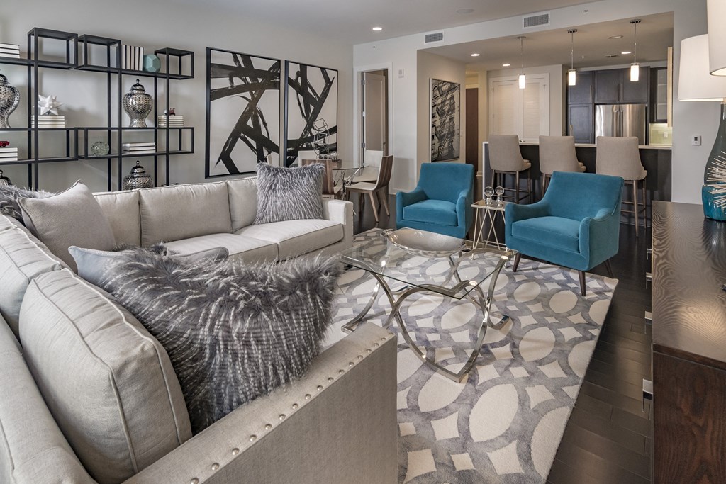 Spacious Dining and Living Room