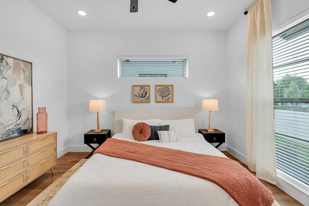 Ensuite room with king sized bed