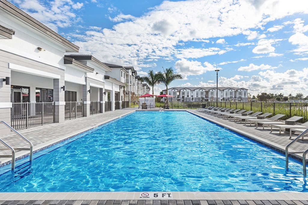 the enclave at homecoming terra vista swimming pool