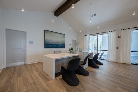 Leasing Center and New Apartments for Rent near 32259