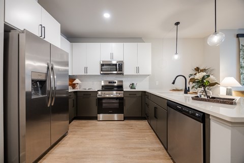 4225 South Tryon Street Studio Apartment for Rent