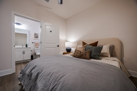 The James Luxury Apartments in Charlottsville, VA