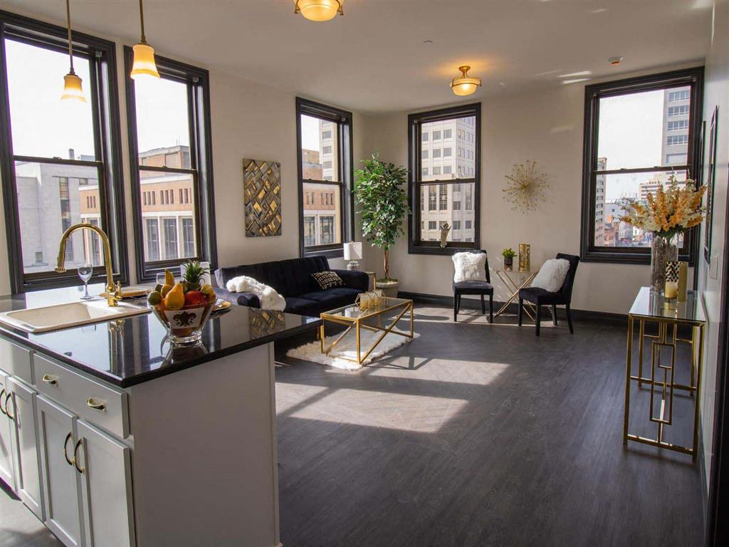 Hbg Realty Menakerfatt