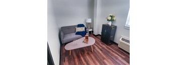IH 307 - living area