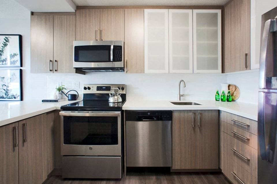 Main Square Apartments in Toronto, ON kitchen includes stainless steel appliances