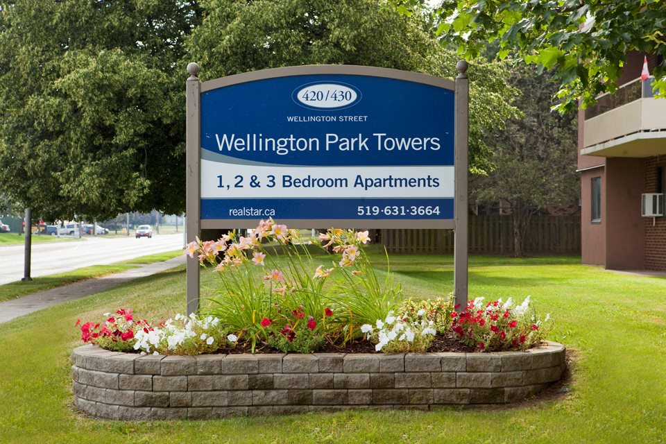 Wellington Park Towers property sign in St. Thomas, ON