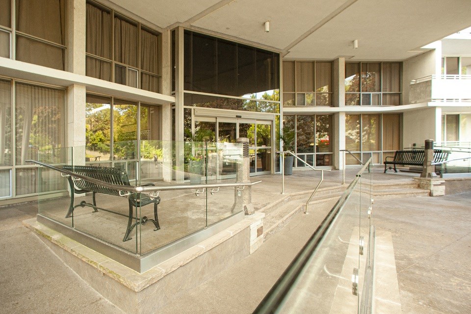 La Salle Towers building entrance in Burlington, ON