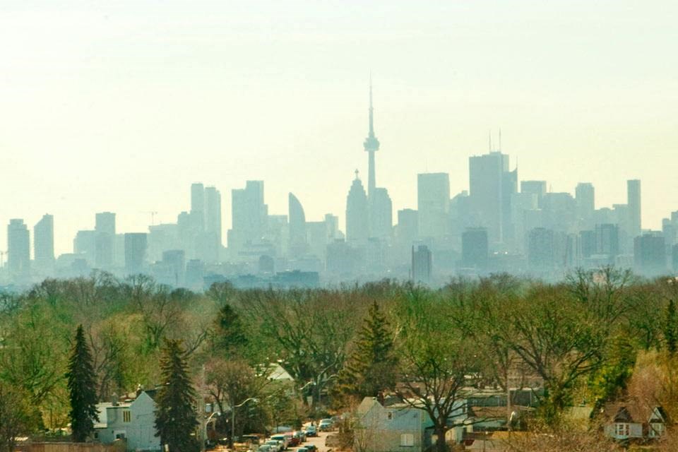 Main Square Apartments in Toronto, ON west facing suites have Toronto Skyline views