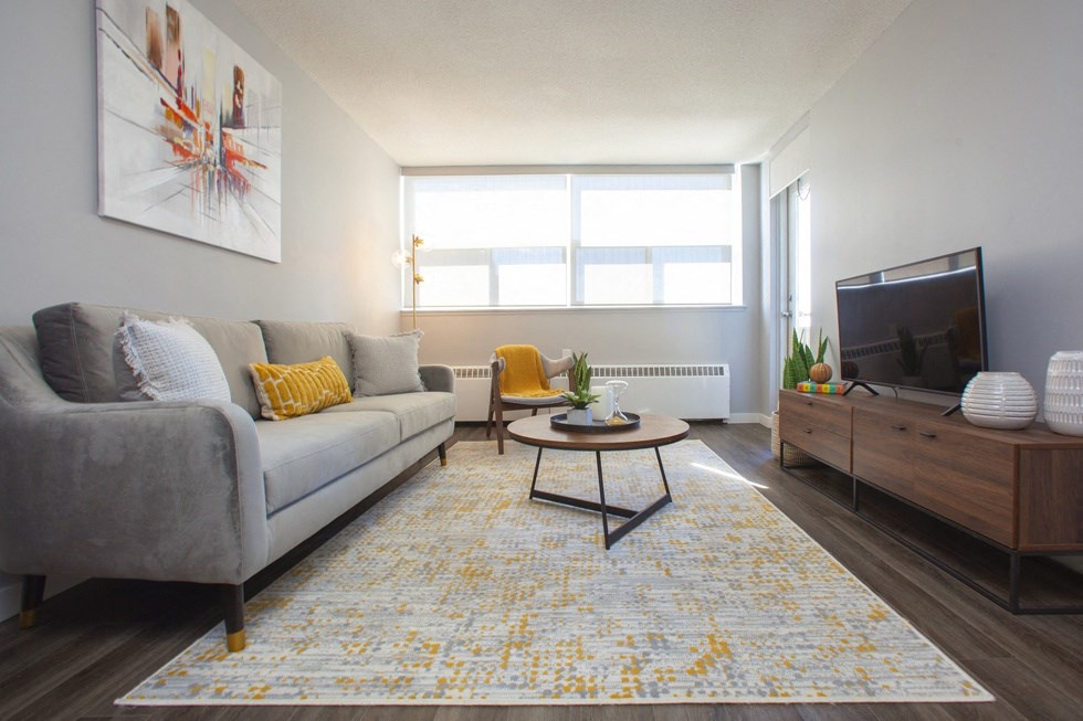 Main Square Apartments in Toronto, ON Living room