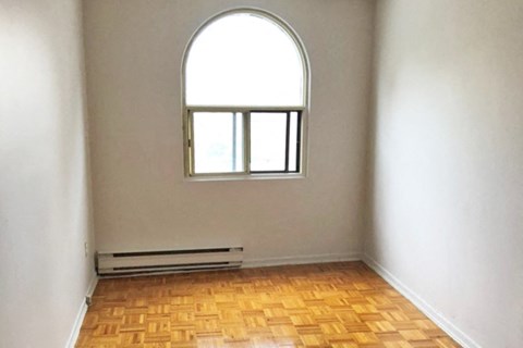 5062-5078 Dundas Street brightly lit bedroom