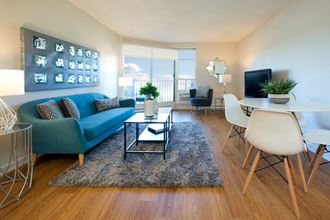Britannia by the Bay in Ottawa, ON spacious living and dining room