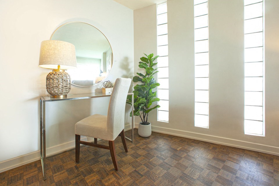 La Salle Towers office area in Burlington, ON