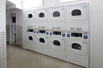 Somerset Place in London, ON on-site laundry facility
