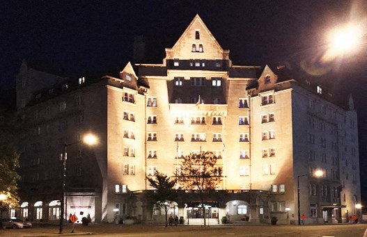 Close amenity to Fairmont Hotel