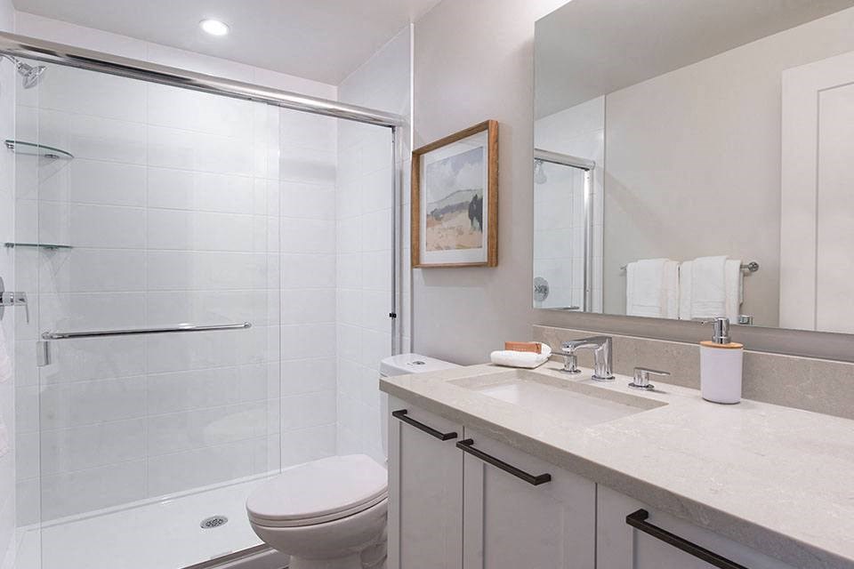 Inlet Glen Apartments in Port Moody, BC bathroom with condo style finishes
