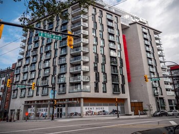 The Duke in Vancouver, BC Modern exterior - Photo Gallery 32