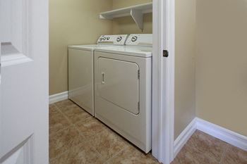 Baker Arms & Wexford Apartments in Dartmouth, NS in-site laundry