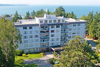 Bayview Gardens Apartments drone image of main building in White Rock, BC - Photo Gallery 15